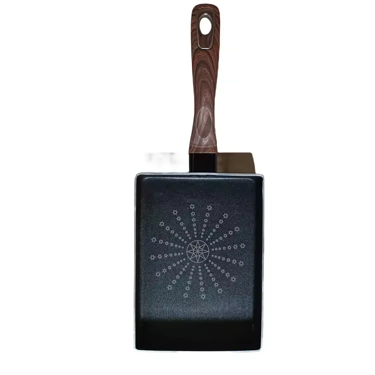 Duży zestaw naczyń kuchennych, głęboka, nieprzywierająca, stalowa patelnia do smażenia z pokrywką